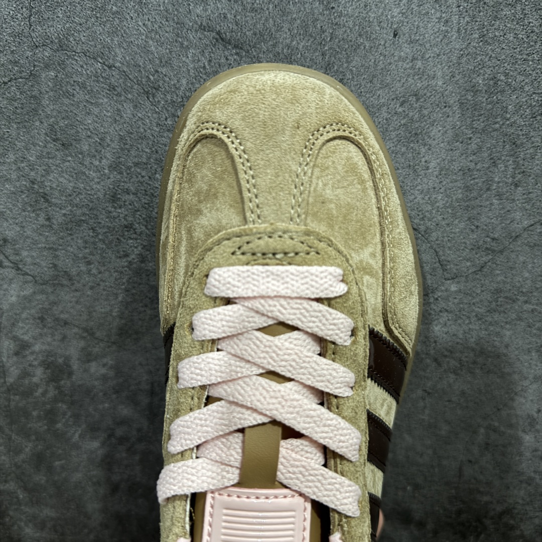 图片[5]-【公司级】adidas originals Gazelle Indoor 棕色 此款鞋延续了橡胶外底和经典款式的传统。优质绒面革鞋面和标志性的3条纹采用明亮的对比色，为久经考验的外观带来俏皮、富有表现力的饰面。 货号：JR8028 尺码：35.5 36 36.5 37 38 38.5 39 40 40.5 41 42 42.5 43 44 44.5 45-选品中心