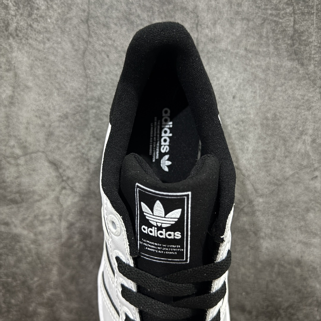 图片[8]-【公司级】AD Originals Superstar 经典复古贝壳头板鞋 JH5469 诞生于1969年 是第一双将全皮面鞋 身与橡胶鞋头结合在一起的低帮篮球鞋 Superstar最开始 是作为高帮篮球鞋Pro Model的低帮版本而出现的 但因为其独特和醒目的橡胶鞋头造型而让大家熟知 被大家形象地称为\\\”shelltoe\\\”贝壳头 在70年代的美国职业篮球场上 接近3/4的NBA球员都将这双Superstar作为场上用鞋 80年代之后 经过不断的改良和发展 Superstar逐渐成为横跨时装、音乐、街头文化、休闲和运动等各大领域的时尚潮鞋 尺码：35.5 36 36.5 37 38 38.5 39 40 40.5 41 42 42.5 43 44 44.5 45-选品中心