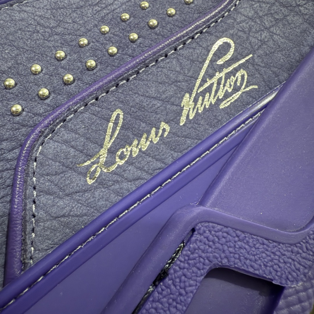 图片[3]-【海淘代购升级版】 现货当天可取 LV Trainer系列高奢运动鞋 新款芯片顶级 潮人必备单品 同步ZP官网空胶工艺 鞋舌、挂饰均镶嵌NFC芯片感应装置 正确胶片断点式设计 中底正确还原原版油印字母比例 1：1原楦格板、楦头、刀磨全新升级！ 独家订制顶级压纹麂皮 原版开模TPU大底 质感原版一致 垫脚聚米微料加透气英伦网布 披靡市场任何版本！细节完美呈现！ 代购指定版本 全新升级最新双盒包装 扫码秒进官网！ 全套包装配件同比原版 尺码： 38-46-选品中心