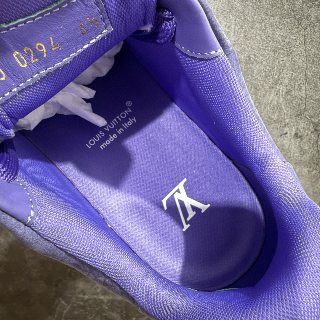 图片[9]-【海淘代购升级版】 现货当天可取 LV Trainer系列高奢运动鞋 新款芯片顶级 潮人必备单品 同步ZP官网空胶工艺 鞋舌、挂饰均镶嵌NFC芯片感应装置 正确胶片断点式设计 中底正确还原原版油印字母比例 1：1原楦格板、楦头、刀磨全新升级！ 独家订制顶级压纹麂皮 原版开模TPU大底 质感原版一致 垫脚聚米微料加透气英伦网布 披靡市场任何版本！细节完美呈现！ 代购指定版本 全新升级最新双盒包装 扫码秒进官网！ 全套包装配件同比原版 尺码： 38-46-选品中心