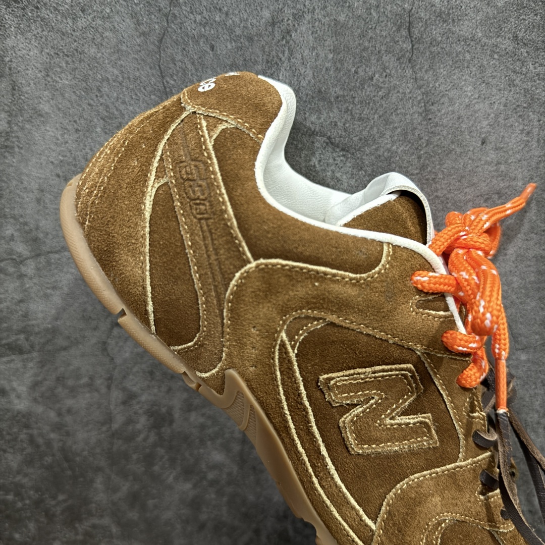 图片[7]-【LW纯原礼盒版】Miumiu x New Balance NB530 新百伦缪缪联名款复古运动鞋 全套原楦原纸板原厂数据开发 原厂三文治网纱 原装进口羊皮加羊反绒正确绒感卡色 正确中底拉帮中底纸板满印细节 冲裁组合 匠心打造 耗时两个月开发完成 工艺极其复杂难度可想而知 新开独立私模大底 全网唯一正确私模大底 高端零售专供产物 尺码：35 36 37 38 39 40 41 42 43 44 45-选品中心