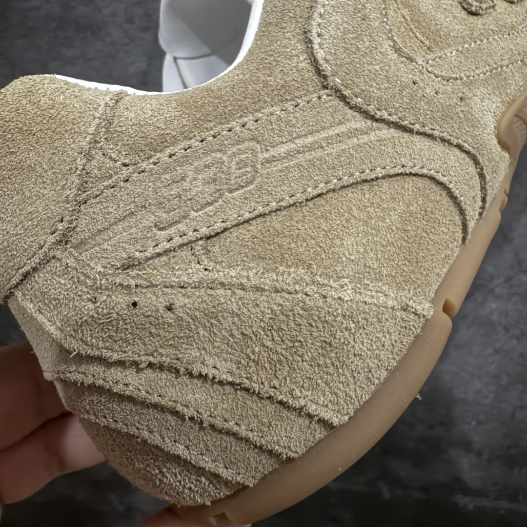 图片[3]-【LW纯原礼盒版】Miumiu x New Balance NB530 新百伦缪缪联名款复古运动鞋 全套原楦原纸板原厂数据开发 原厂三文治网纱 原装进口羊皮加羊反绒正确绒感卡色 正确中底拉帮中底纸板满印细节 冲裁组合 匠心打造 耗时两个月开发完成 工艺极其复杂难度可想而知 新开独立私模大底 全网唯一正确私模大底 高端零售专供产物 尺码：35 36 37 38 39 40 41 42 43 44 45-选品中心