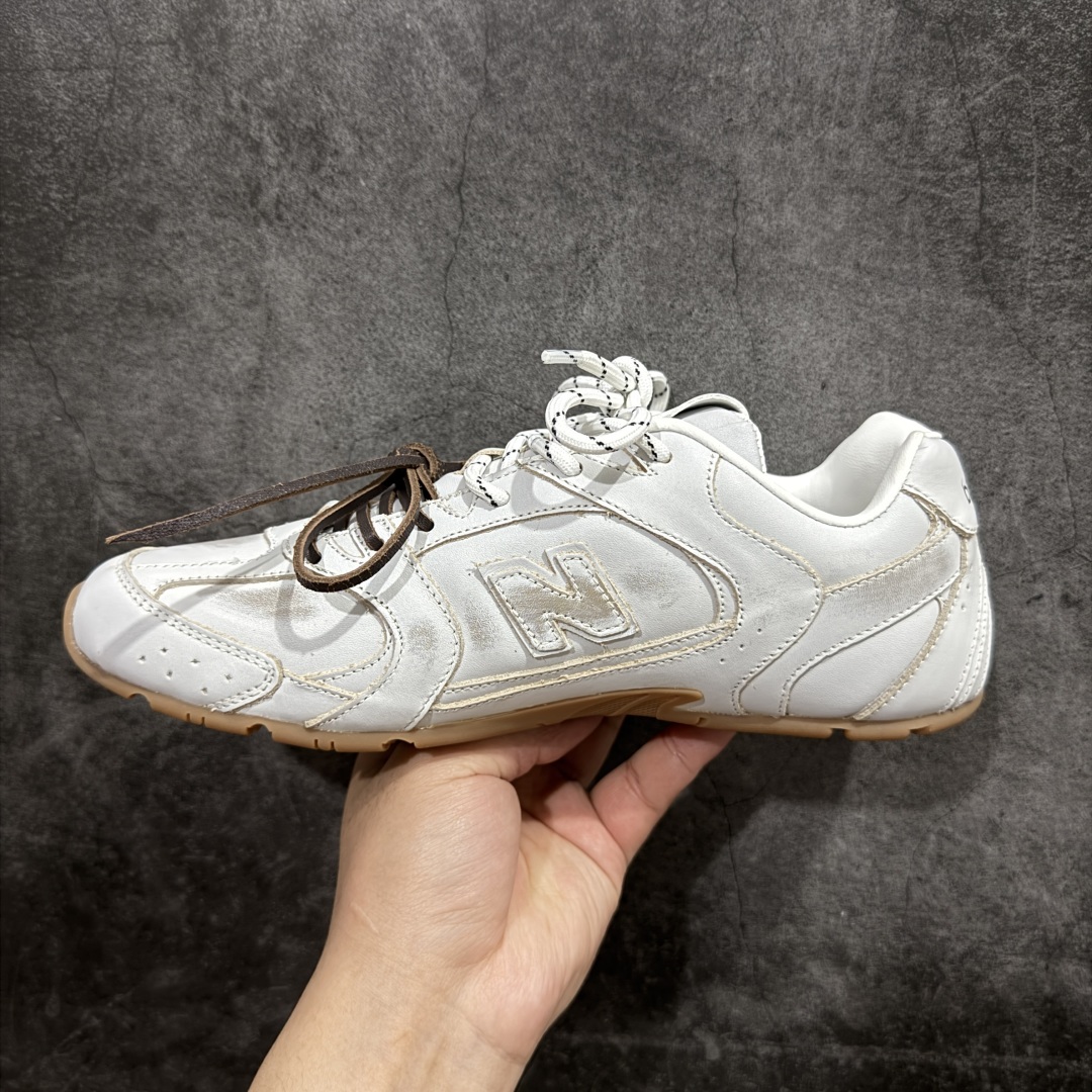 图片[2]-【LW纯原礼盒版】Miumiu x New Balance NB530 新百伦缪缪联名款复古运动鞋 全套原楦原纸板原厂数据开发 原厂三文治网纱 原装进口羊皮加羊反绒正确绒感卡色 正确中底拉帮中底纸板满印细节 冲裁组合 匠心打造 耗时两个月开发完成 工艺极其复杂难度可想而知 新开独立私模大底 全网唯一正确私模大底 高端零售专供产物 尺码：35 36 37 38 39 40 41 42 43 44 45-选品中心