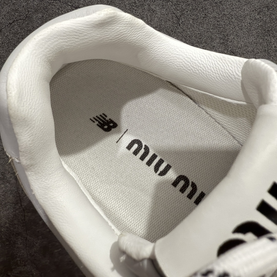 图片[8]-【LW纯原礼盒版】Miumiu x New Balance NB530 新百伦缪缪联名款复古运动鞋 全套原楦原纸板原厂数据开发 原厂三文治网纱 原装进口羊皮加羊反绒正确绒感卡色 正确中底拉帮中底纸板满印细节 冲裁组合 匠心打造 耗时两个月开发完成 工艺极其复杂难度可想而知 新开独立私模大底 全网唯一正确私模大底 高端零售专供产物 尺码：35 36 37 38 39 40 41 42 43 44 45-选品中心