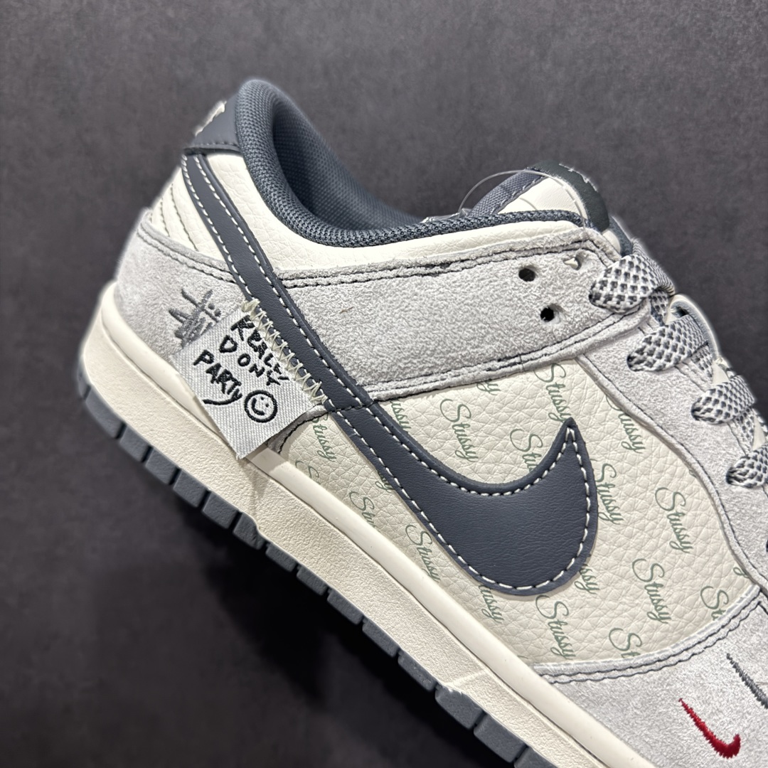 图片[6]-【定制版】Nk SB Dunk Low 斯图西系列 猪八灰勾 周年高端定制 低帮休闲板鞋  #定制鞋盒 大厂纯原品质出货 超高清洁度 皮料切割干净无任何毛边 细节完美   货号：YX5066-219 尺码：36 36.5 37.5 38 38.5 39 40 40.5 41 42 42.5 43 44 44.5 45-选品中心