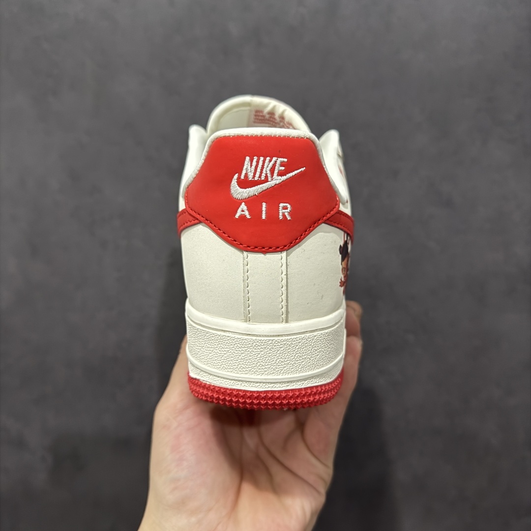 图片[4]-【定制版】Nike Air Force 1 Low 07 魔童降世 哪吒 米红小钩 原楦头原纸板 打造纯正低帮空军版型 专注外贸渠道 全掌内置蜂窝气垫 原盒配件 原厂中底钢印、拉帮完美 货号：DF0188 048 尺码：36 36.5 37.5 38 38.5 39 40 40.5 41 42 42.5 43 44 44.5 45-选品中心