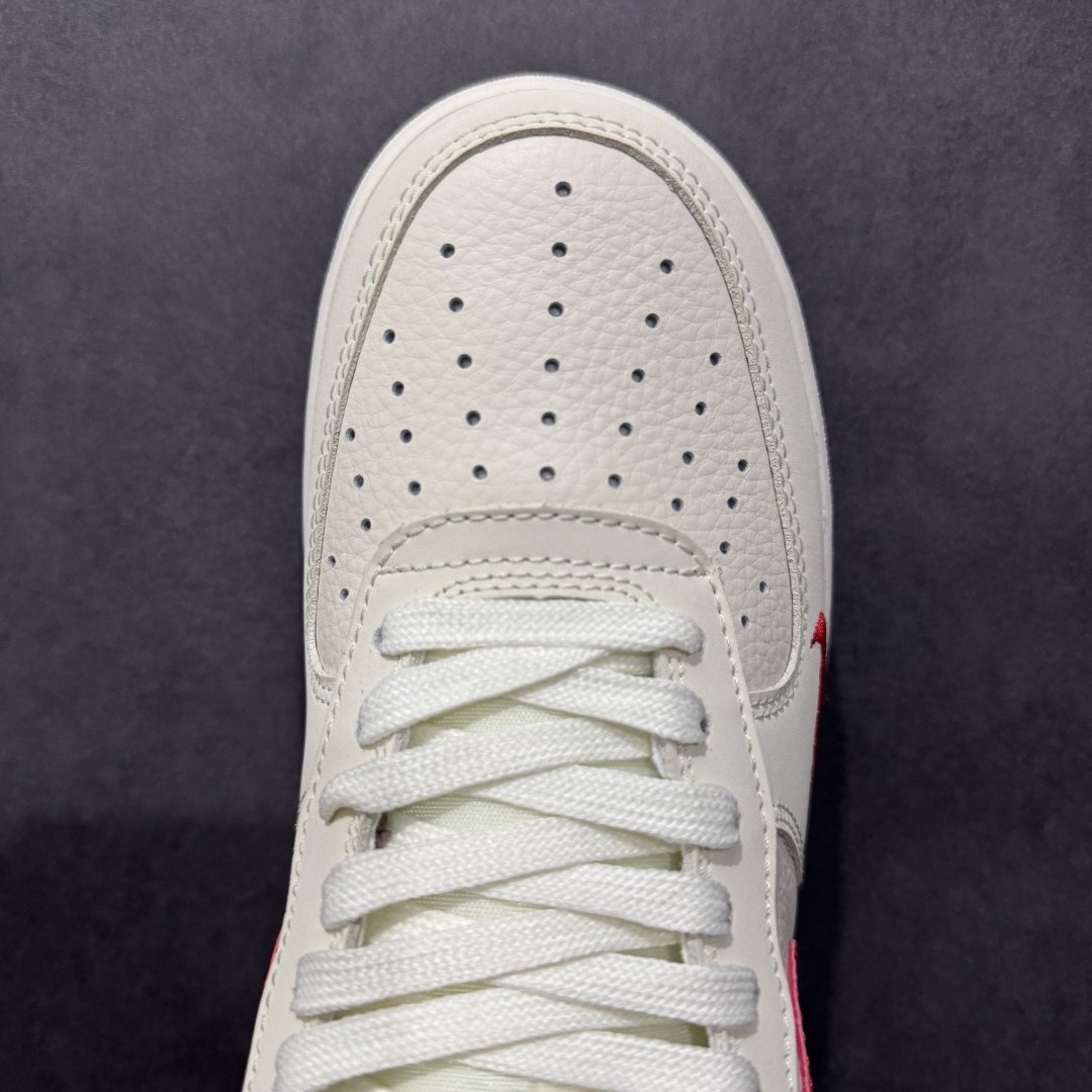 图片[8]-【定制版】Nike Air Force 1 Low 07 魔童降世 哪吒 米红小钩 原楦头原纸板 打造纯正低帮空军版型 专注外贸渠道 全掌内置蜂窝气垫 原盒配件 原厂中底钢印、拉帮完美 货号：DF0188 048 尺码：36 36.5 37.5 38 38.5 39 40 40.5 41 42 42.5 43 44 44.5 45-选品中心