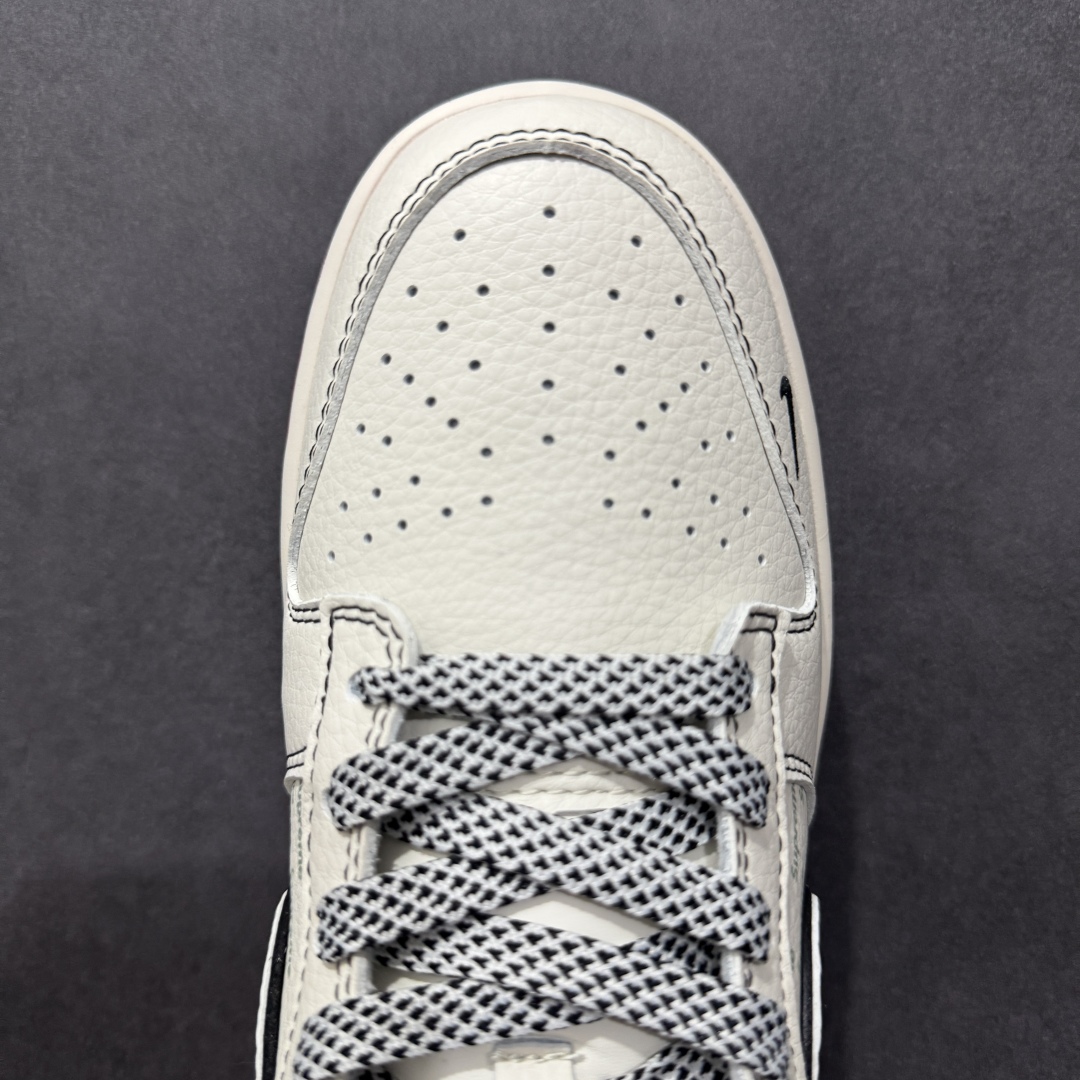 图片[8]-【定制版】Nike SB Dunk Low x Supreme 白黑红三小钩满天星 纯原大厂出品 极力推荐👏 原装头层材料 独家版型蒸餾加工 帶來的是更好的视觉和脚感体验 大厂纯原品质出货 清洁度 电绣工艺 皮料切割干净无任何毛边 细节完美 货号：XS6089 504 尺码：36 36.5 37.5 38 38.5 39 40 40.5 41 42 42.5 43 44 44.5 45-选品中心