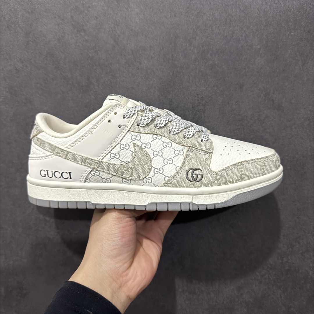 【定制版】Nk SB Dunk Low 古驰联名 米灰牛仔 周年高端定制 低帮休闲板鞋  #定制鞋盒 大厂纯原品质出货 超高清洁度 皮料切割干净无任何毛边 细节完美   货号:CH8311-239 尺码:36 36.5 37.5 38 38.5 39 40 40.5 41 42 42.5 43 44 44.5 45-选品中心