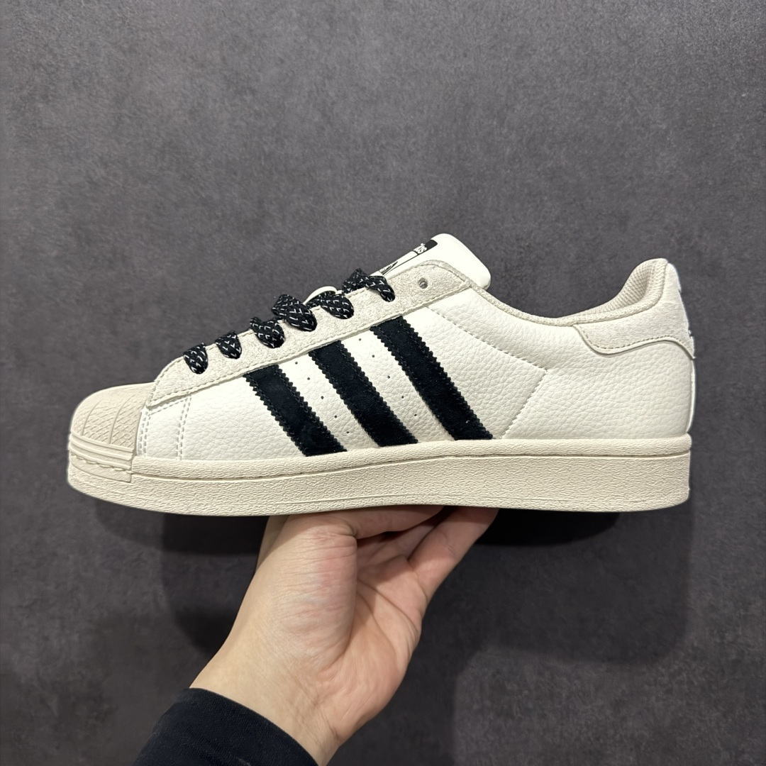 图片[2]-【定制版】Ad Superstar 三叶草低帮休闲百搭贝壳头板鞋 BZ2504 定制鞋盒 大厂流水作业生产 超高清洁度 皮料切割干净无任何毛边 细节完美   尺码：36 36.5 37.5 38 38.5 39 40 40.5 41 42 42.5 43 44 44.5 45-选品中心