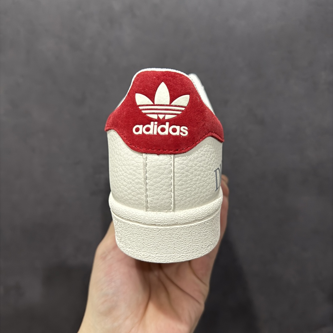 图片[4]-【定制版】AD Originals Superstar x DIOR 白灰红 采用全新头层拼接皮革材质 后跟采用特色3D立体印字 渠道正品订单 诠释市场最高工艺水平 全鞋进口头层皮料打造 区别市面普通真标版本，进出专柜无压力 货号：BZ2506 尺码：36-45-选品中心