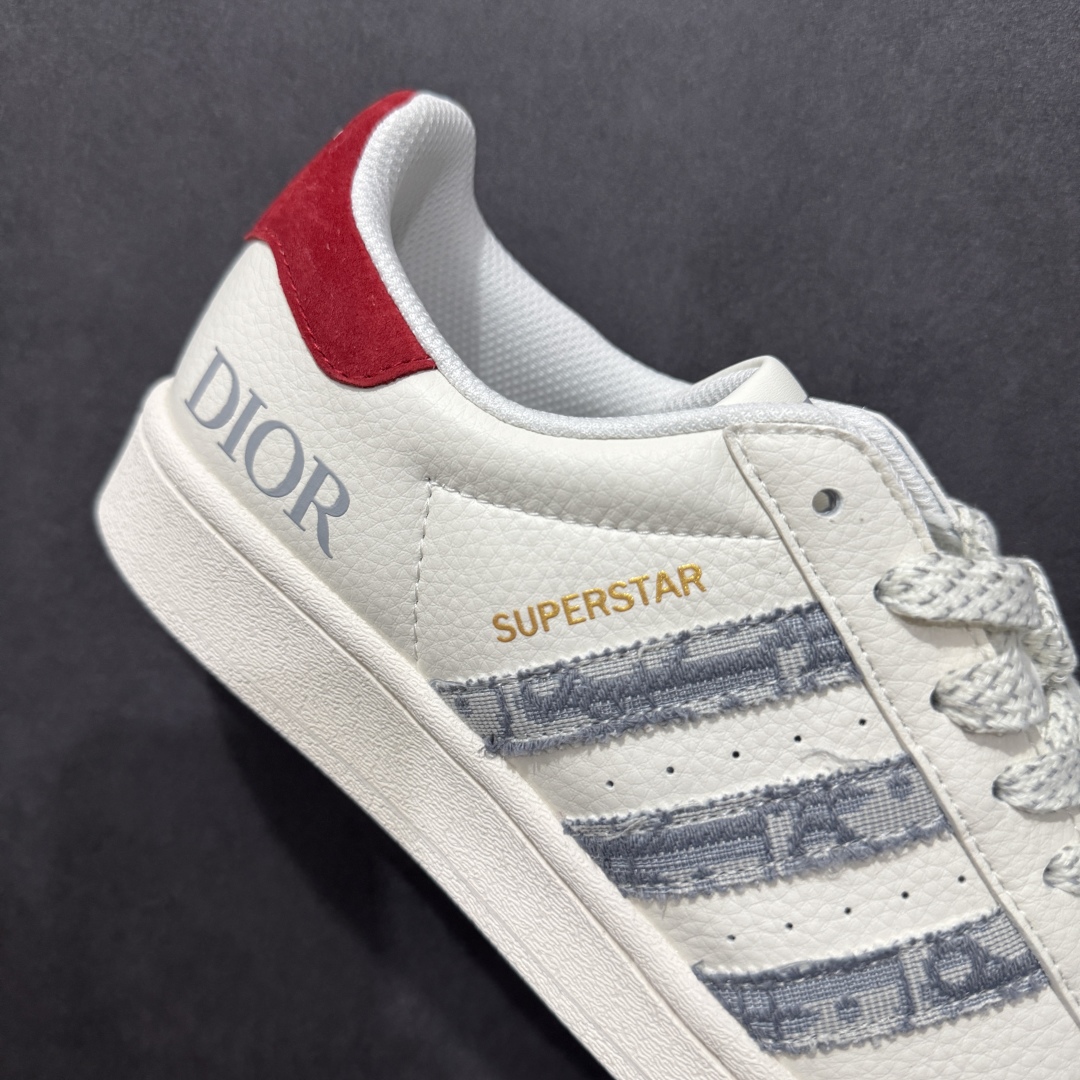 图片[6]-【定制版】AD Originals Superstar x DIOR 白灰红 采用全新头层拼接皮革材质 后跟采用特色3D立体印字 渠道正品订单 诠释市场最高工艺水平 全鞋进口头层皮料打造 区别市面普通真标版本，进出专柜无压力 货号：BZ2506 尺码：36-45-选品中心