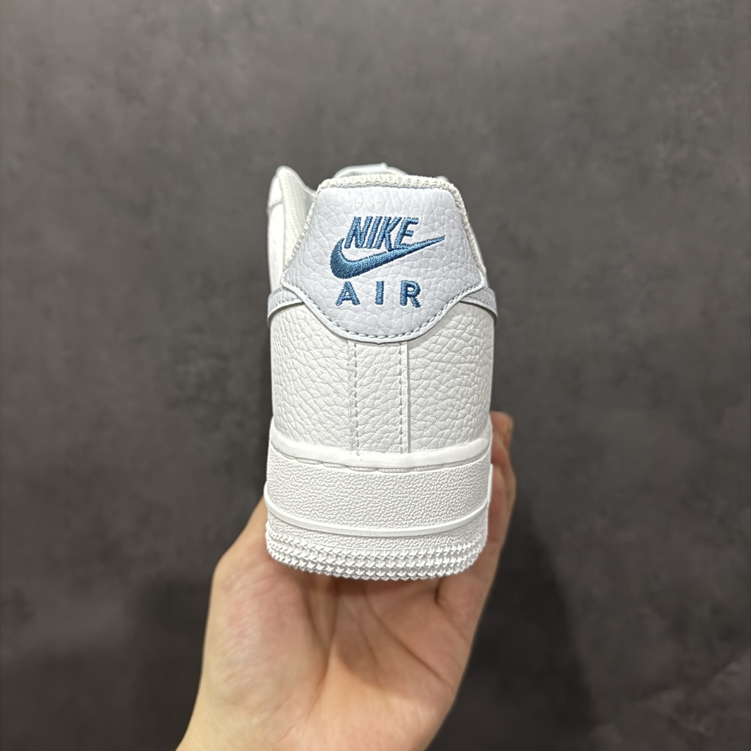 图片[4]-【公司级】Nk Air Force 1\’07 Low 白月色 空军一号低帮休闲板鞋 原楦头原纸板 打造纯正空军版型#专注外贸渠道 全掌内置蜂窝气垫 #原盒配件 原厂中底钢印、拉帮完美 货号：HV2511-100 尺码：36 36.5 37.5 38 38.5 39 40 40.5 41 42 42.5 43 44 44.5 45-选品中心