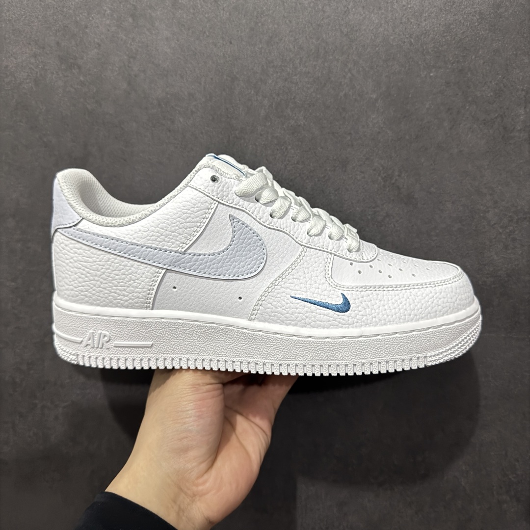 【公司级】Nk Air Force 1\’07 Low 白月色 空军一号低帮休闲板鞋 原楦头原纸板 打造纯正空军版型#专注外贸渠道 全掌内置蜂窝气垫 #原盒配件 原厂中底钢印、拉帮完美 货号:HV2511-100 尺码:36 36.5 37.5 38 38.5 39 40 40.5 41 42 42.5 43 44 44.5 45-选品中心