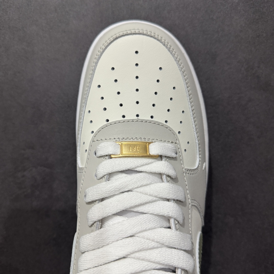 图片[8]-【定制版】Nike Air Force 1 Low 蛇年限定 原楦头原纸板 打造纯正空军版型 专注外贸渠道 全掌内置蜂窝气垫 原盒配件 原厂中底钢印、拉帮完美 货号：FV6000 131 尺码：35.5 36 36.5 37.5 38 38.5 39 40 40.5 41 42 42.5 43 44 45-选品中心