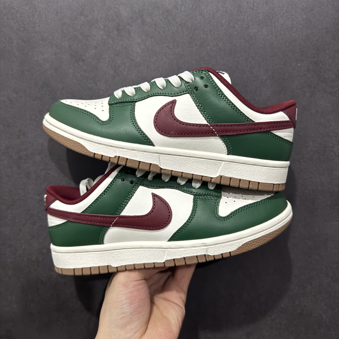 图片[7]-【GT纯原】NK SB Dunk Low 系列 价格再次下调 之前3XX的东西 白菜价终极捡漏‼️ 注意⚠️ 只有女码 女生福利 没有男码⚠️ 全套原楦原模倾力打造完美版型 原厂Sadesa D7 皮料 细纹排气孔完全一致 独家原厂航空铝磨具打磨大底 鞋头坡度极致还原 无解鞋型 原盒原配 圈内天花板工艺 原厂冲刀 超高清洁度 全鞋零毛边皮料切割 采用原厂百宏鞋带以及原厂百宏织唛舌标 内标可供原厂几率过验 原厂中底布点胶 原厂中底布拉帮走线遵循公司 尺码对应库存明细‼️ 尺码：36-39-选品中心