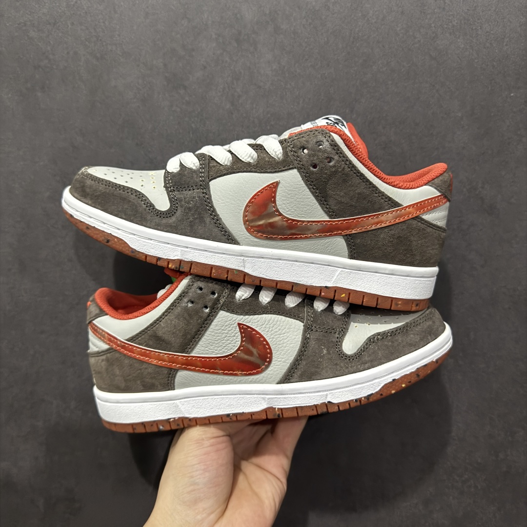 【GT纯原】NK SB Dunk Low 系列 价格再次下调 之前3XX的东西 白菜价终极捡漏‼️ 注意⚠️ 只有女码 女生福利 没有男码⚠️ 全套原楦原模倾力打造完美版型 原厂Sadesa D7 皮料 细纹排气孔完全一致 独家原厂航空铝磨具打磨大底 鞋头坡度极致还原 无解鞋型 原盒原配 圈内天花板工艺 原厂冲刀 超高清洁度 全鞋零毛边皮料切割 采用原厂百宏鞋带以及原厂百宏织唛舌标 内标可供原厂几率过验 原厂中底布点胶 原厂中底布拉帮走线遵循公司 尺码对应库存明细‼️ 尺码:36-39-选品中心