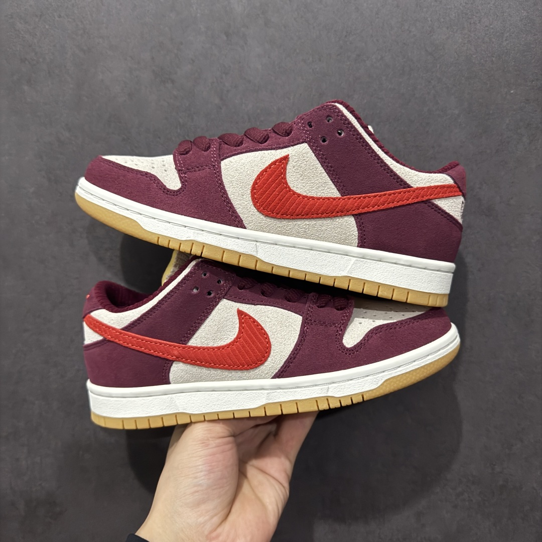 图片[6]-【GT纯原】NK SB Dunk Low 系列 价格再次下调 之前3XX的东西 白菜价终极捡漏‼️ 注意⚠️ 只有女码 女生福利 没有男码⚠️ 全套原楦原模倾力打造完美版型 原厂Sadesa D7 皮料 细纹排气孔完全一致 独家原厂航空铝磨具打磨大底 鞋头坡度极致还原 无解鞋型 原盒原配 圈内天花板工艺 原厂冲刀 超高清洁度 全鞋零毛边皮料切割 采用原厂百宏鞋带以及原厂百宏织唛舌标 内标可供原厂几率过验 原厂中底布点胶 原厂中底布拉帮走线遵循公司 尺码对应库存明细‼️ 尺码：36-39-选品中心