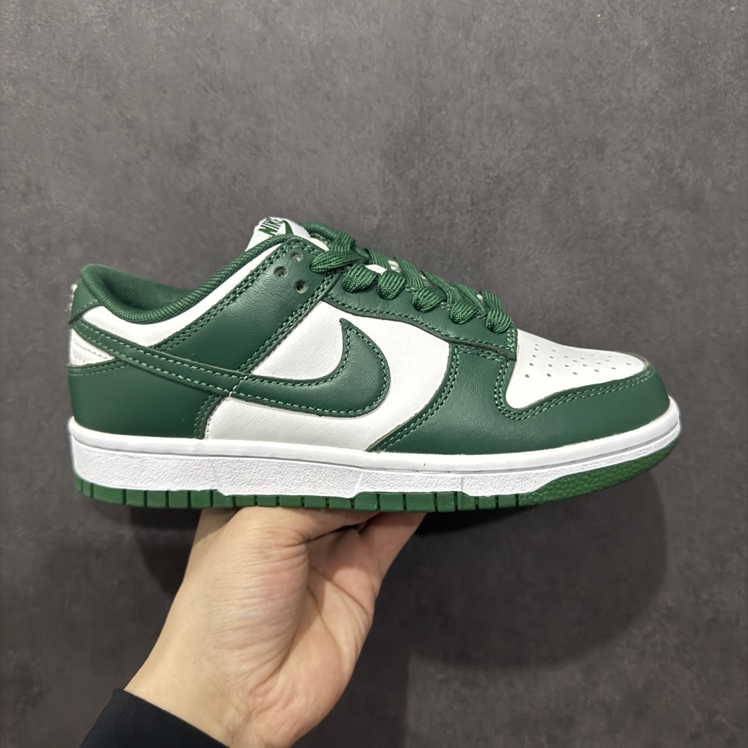 图片[10]-【GT纯原】NK SB Dunk Low 系列 价格再次下调 之前3XX的东西 白菜价终极捡漏‼️ 注意⚠️ 只有女码 女生福利 没有男码⚠️ 全套原楦原模倾力打造完美版型 原厂Sadesa D7 皮料 细纹排气孔完全一致 独家原厂航空铝磨具打磨大底 鞋头坡度极致还原 无解鞋型 原盒原配 圈内天花板工艺 原厂冲刀 超高清洁度 全鞋零毛边皮料切割 采用原厂百宏鞋带以及原厂百宏织唛舌标 内标可供原厂几率过验 原厂中底布点胶 原厂中底布拉帮走线遵循公司 尺码对应库存明细‼️ 尺码：36-39-选品中心