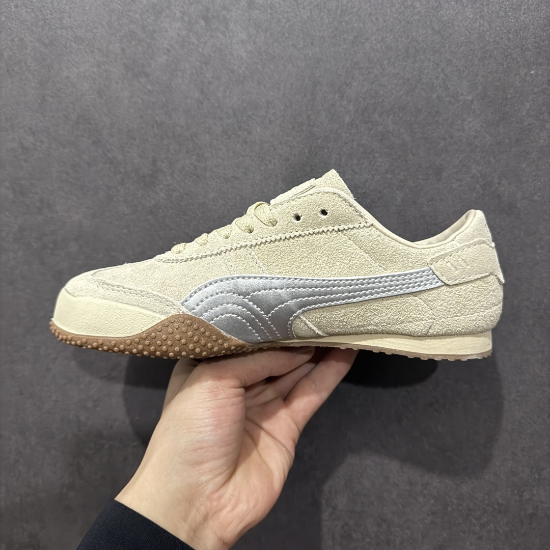 图片[2]-【公司级】Puma Bella UT Leather 防滑耐磨低帮德训板鞋 孔眼底座和脚趾凸起由绒面革材料制成 支持侧踏时的踏步工作 脚背和侧板采用尼龙网布 即使在健身房等使用环境中也能确保透气性 像吸盘一样的设计是为了提高体育馆表面的抓地力性能 货号： 402980-02 尺码： 35.5 36 36.5 37.5 38 38.5 39 40 40.5 41 42 42.5 43 44 45-选品中心
