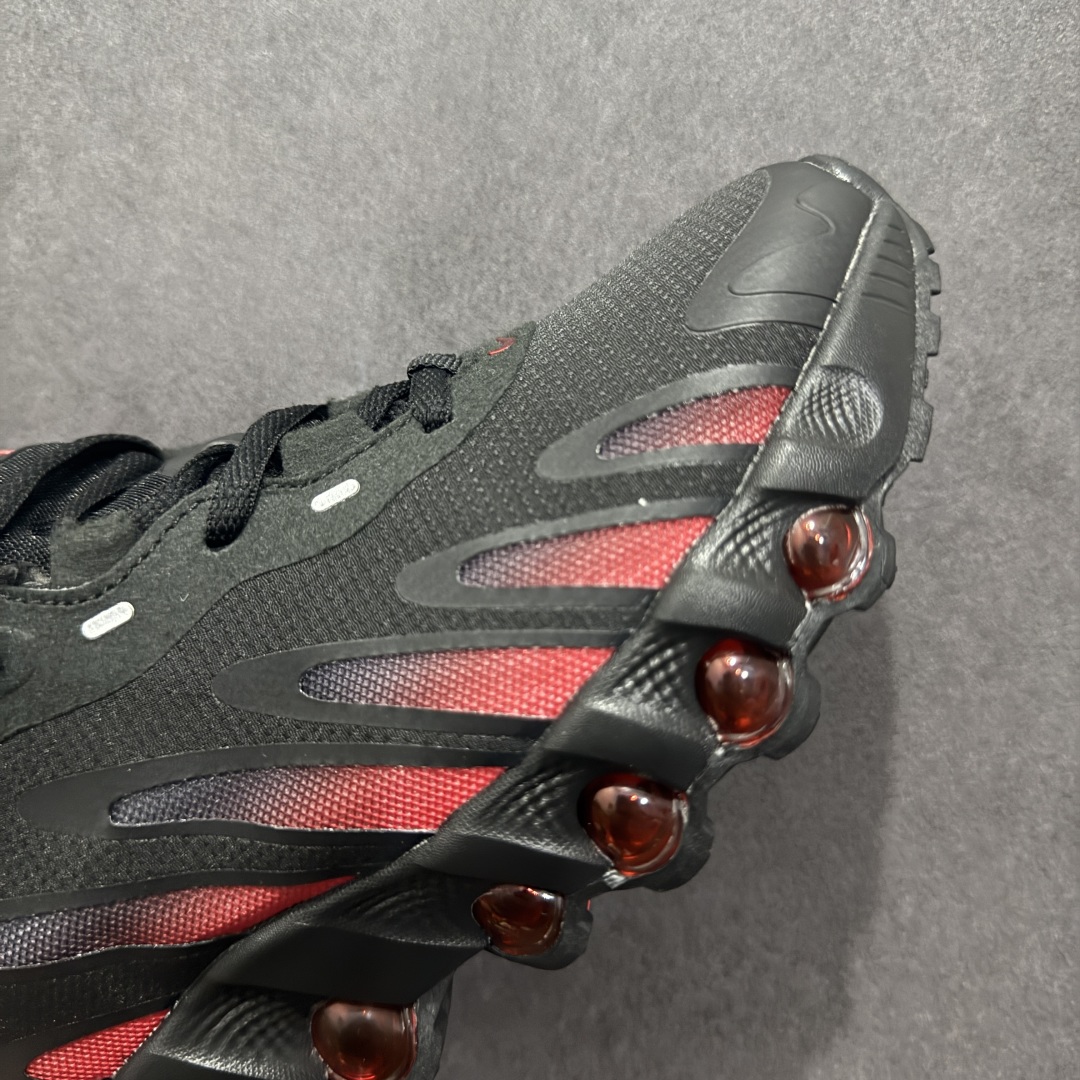 图片[5]-【纯原YH版】NK Air Max DN8 全掌科技气垫 缓震运动跑鞋FQ7860-029 DN8的核心亮点在于其八腔气垫结构 根据不同部位设定的气压值专为行走设计 提供卓越的舒适感 鞋面的设计让人联想到上世纪90年代末至2000年代初的多款Air Max 中底上系列圆形孔洞引发了热议 不少人将其与竞争品牌的缓震技术进行比较 例如K-SWISS 2010年代初推出的Tubes技 及以多孔鞋底闻名的品牌 尺码：36 36.5 37.5 38 38.5 39 40 40.5 41 42 42.5 43 44 44.5 45-选品中心