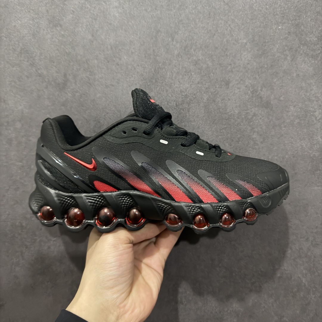 【纯原YH版】NK Air Max DN8 全掌科技气垫 缓震运动跑鞋FQ7860-029 DN8的核心亮点在于其八腔气垫结构 根据不同部位设定的气压值专为行走设计 提供卓越的舒适感 鞋面的设计让人联想到上世纪90年代末至2000年代初的多款Air Max 中底上系列圆形孔洞引发了热议 不少人将其与竞争品牌的缓震技术进行比较 例如K-SWISS 2010年代初推出的Tubes技 及以多孔鞋底闻名的品牌 尺码：36 36.5 37.5 38 38.5 39 40 40.5 41 42 42.5 43 44 44.5 45-选品中心