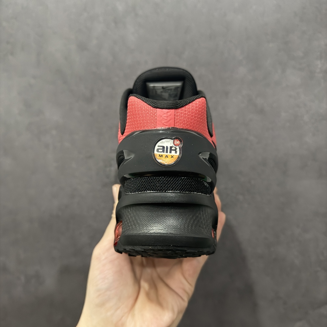 图片[4]-【纯原YH版】NK Air Max DN8 全掌科技气垫 缓震运动跑鞋FQ7860-032 DN8的核心亮点在于其八腔气垫结构 根据不同部位设定的气压值专为行走设计 提供卓越的舒适感 鞋面的设计让人联想到上世纪90年代末至2000年代初的多款Air Max 中底上系列圆形孔洞引发了热议 不少人将其与竞争品牌的缓震技术进行比较 例如K-SWISS 2010年代初推出的Tubes技 及以多孔鞋底闻名的品牌 尺码：36 36.5 37.5 38 38.5 39 40 40.5 41 42 42.5 43 44 44.5 45-选品中心