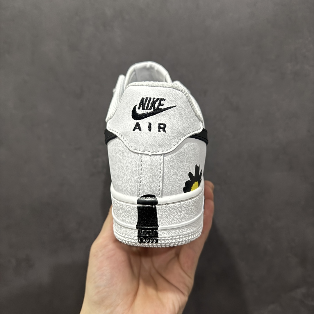 图片[4]-【公司级】Nike Air Force 1 Low 07 G-小雏菊 黑白 原楦头原纸板 打造纯正低帮空军版型 专注外贸渠道 全掌内置蜂窝气垫 原盒配件 原厂中底钢印、拉帮完美 货号：CW2288-111 尺码：36 36.5 37.5 38 38.5 39 40 40.5 41 42 42.5 43 44 44.5 45-选品中心