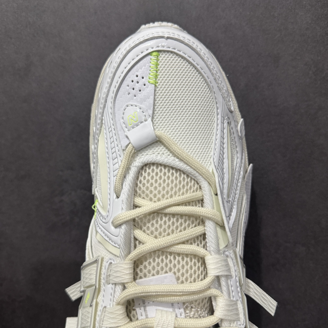 图片[8]-【纯原B版】NB新百伦New Balance M1906R M1906RAP 系列复古老爹风休闲运动慢跑鞋 M1906AE 高度复刻原厂大底 追求极致完美 每一双都是工艺品 采用轻质牛剖革拼接透气网眼衬垫织物鞋面材质 T-Beam大底提供足步弓支撑，保持步态稳定#后跟搭载外露缓震胶 鞋身整体以各种深浅不一的灰色覆盖，鞋头以淡蓝色调装饰，网眼衬垫通过不规律的色块实现做旧的美感，泛黄的鞋底更是进一步增添了复古气息。 尺码：36 37 37.5 38 38.5 39.5 40 40.5 41.5 42 42.5 43 44 45 46.5-选品中心