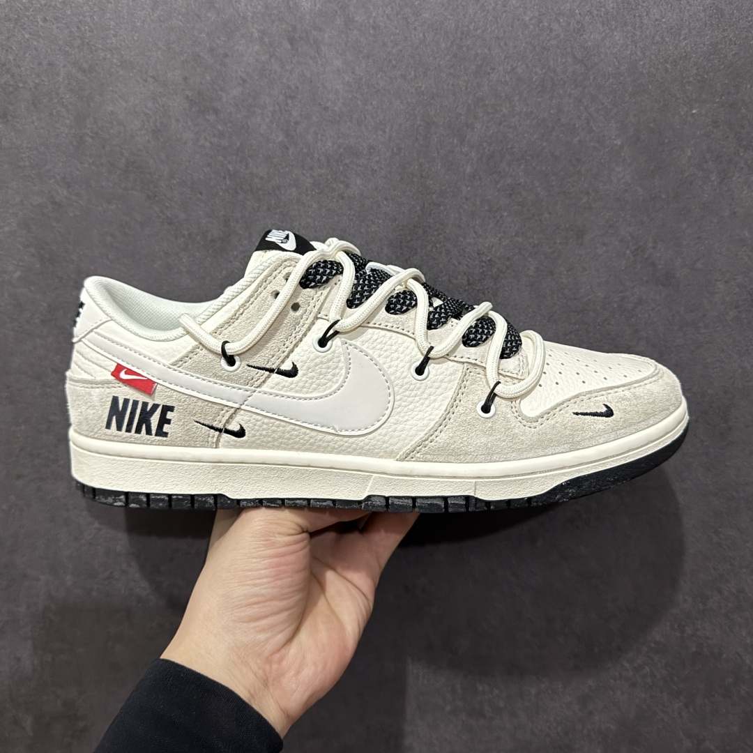 【定制版】Nk SB Dunk Low NIKE联名 红标米黑抽绳 周年高端定制 低帮休闲板鞋  #定制鞋盒 大厂纯原品质出货 超高清洁度 皮料切割干净无任何毛边 细节完美   货号:XX3168-118 尺码:36 36.5 37.5 38 38.5 39 40 40.5 41 42 42.5 43 44 44.5 45-选品中心