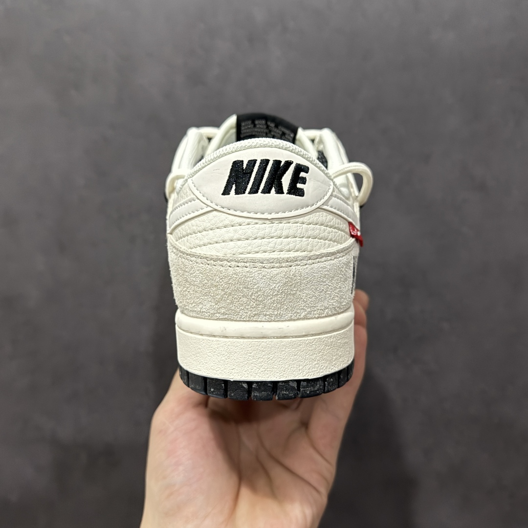 图片[4]-【定制版】Nk SB Dunk Low NIKE联名 红标米黑抽绳 周年高端定制 低帮休闲板鞋  #定制鞋盒 大厂纯原品质出货 超高清洁度 皮料切割干净无任何毛边 细节完美   货号：XX3168-118 尺码：36 36.5 37.5 38 38.5 39 40 40.5 41 42 42.5 43 44 44.5 45-选品中心