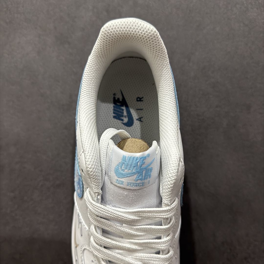 图片[7]-【定制版】二次元手绘涂鸦“灵珠敖丙”🧡“Lingzhu”🧡 空军一号定制板鞋 灵珠敖丙是动画电影《哪吒之魔童降世》中的重要角色。他本是东海龙宫三太子，由灵珠转世而生。敖丙拥有高颜值，一袭白衣，气质翩翩，眉清目秀。敖丙天赋异禀，身负强大的法术，能操控冰与水，实力不凡。虽出身于龙族，肩负着振兴家族的重任 货号：HF0022-010 尺码： 36 36.5 37.5 38 38.5 39 40 40.5 41 42 42.5 43 44 44.5 45-选品中心