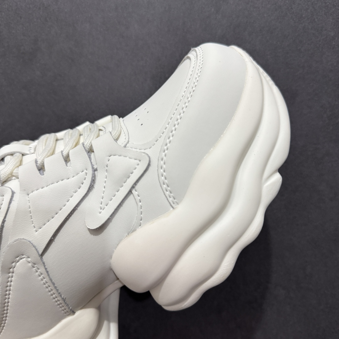 图片[5]-【公司级】GG-CC Chunky Low休闲运动厚底增高老爹鞋系列 #广东大厂出品 全套包装配件 完美细节 25ss春季新款厚底增高 大长腿 时髦look轻松定格 不费力展现率性氛围 高档银盒 酷帅机能风不规则设计大底 拼接造型设计 轻便舒适百搭 GGCC厚底增高简直就是小个子的快乐!不管怎么搭都好看~ 尺码：35 36 37 38 39 40-选品中心