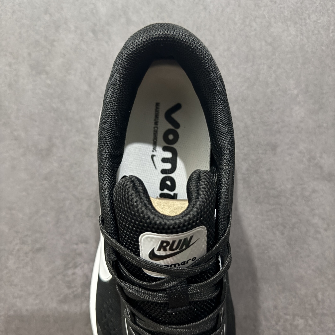 图片[7]-【公司级】Nike VOMERO 18X 登月系列 轻盈跑鞋 舒适百搭防滑耐磨 低帮 休闲跑步鞋 拥有 Zoom Air 一如既往的稳定感和流畅感 鞋面采用工程网眼设计 为特定高热区域营造出色透气性 进一步增加鞋面的穿孔数量 让足部能够快速散热 中足搭配 Flywire 飞线 在高速运动时营造舒适稳定的贴合感 内置Zoon气垫加持 动力十足 货号：HM2519-100 尺码：40 41 42 43 44 45-选品中心