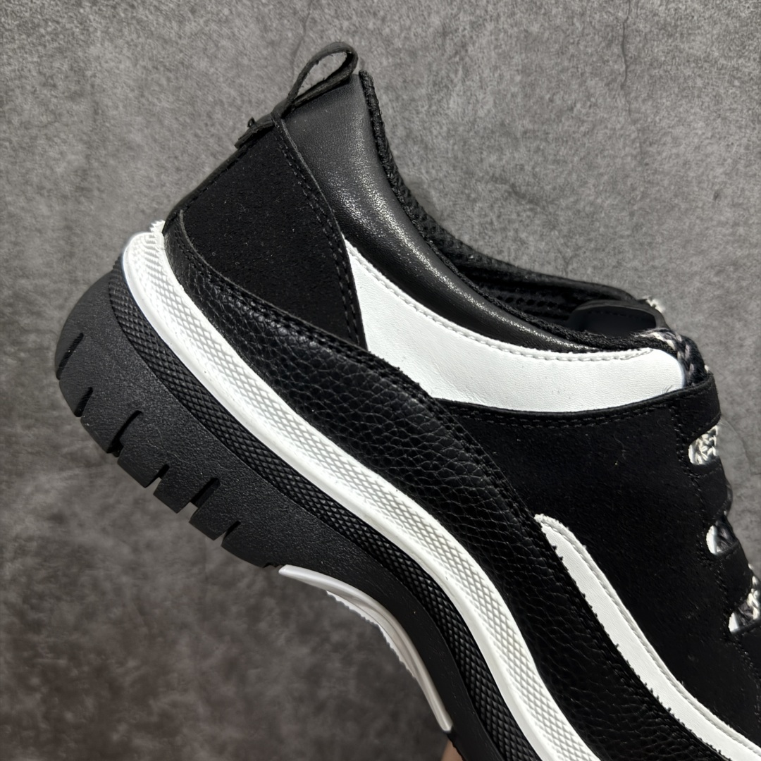 图片[7]-【广东纯原版本】Chanel 小香厚底熊猫板鞋运动鞋 香奈儿2025ss火爆熊猫鞋配色厚底休闲运动鞋板鞋同步 小红书爆款 非常火爆 非常难买的一款鞋 全网最火的厚底熊猫鞋 可想而知小香控不可错过的 颜值与舒适并存的 简约百搭小白鞋 厚底增高超级百搭，闭眼入谁穿谁好看 鞋面：小牛皮＋牛绒 内里：原版网里 大底：tpu原版大底 尺码：35 36 37 38 39 40-选品中心