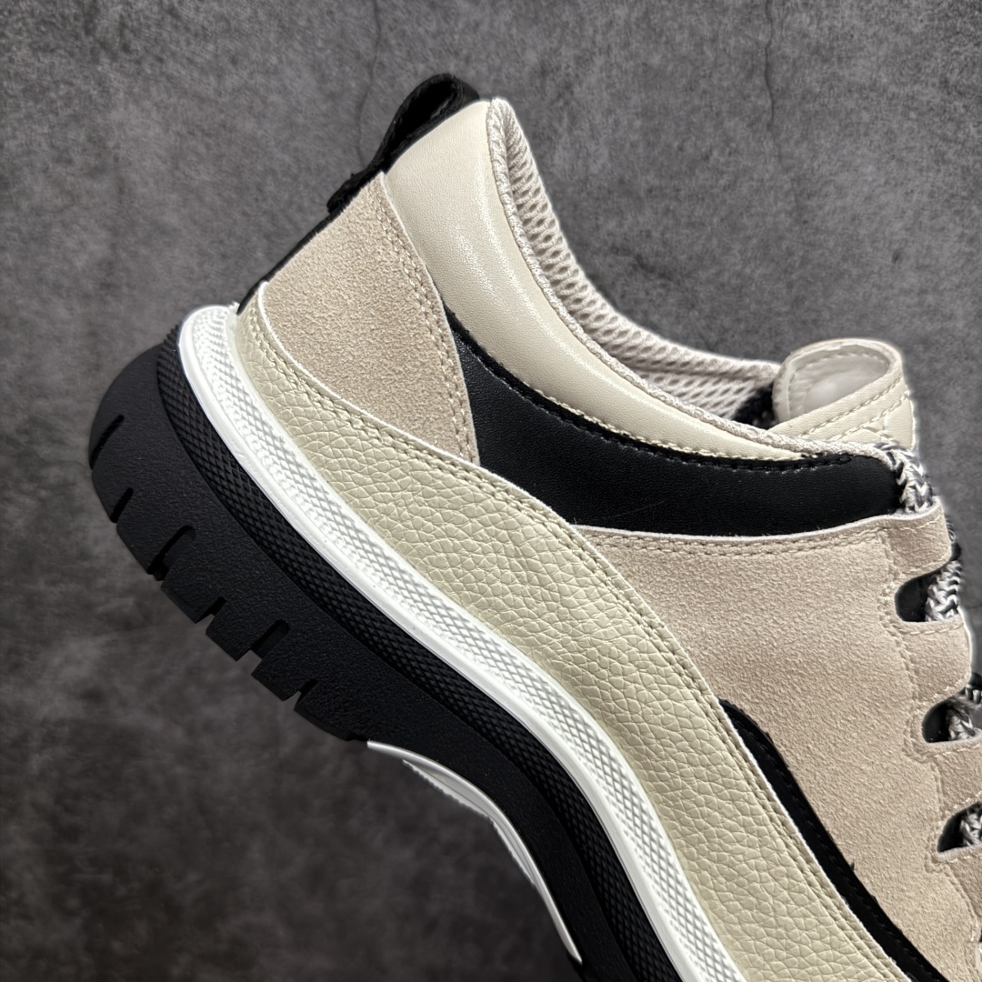 图片[7]-【广东纯原版本】Chanel 小香厚底熊猫板鞋运动鞋 香奈儿2025ss火爆熊猫鞋配色厚底休闲运动鞋板鞋同步 小红书爆款 非常火爆 非常难买的一款鞋 全网最火的厚底熊猫鞋 可想而知小香控不可错过的 颜值与舒适并存的 简约百搭小白鞋 厚底增高超级百搭，闭眼入谁穿谁好看 鞋面：小牛皮＋牛绒 内里：原版网里 大底：tpu原版大底 尺码：35 36 37 38 39 40-选品中心