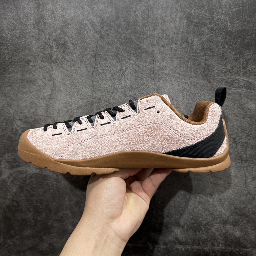 图片[2]-【得物版本】原厂高货 极力推荐版本 KEEN 科恩 Jasper 山系户外鞋 日系街头复古风 可以暴走2w步的丑鞋 第一眼丑萌丑萌，一上脚真香! 平台代购专供 官网一致包装 原版鞋垫舒适度一级棒 回弹好 牛皮鞋身的包裹性hin好，透气舒适 徒步登山 citywalk选它准没错， 鞋底足够软，回弹性不错 配送原版替换鞋带 多姿多彩 尺码：35 36 37 38 39 40 41 42 43 44-选品中心