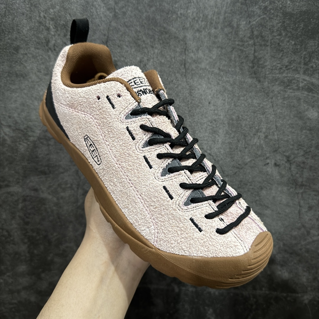 图片[3]-【得物版本】原厂高货 极力推荐版本 KEEN 科恩 Jasper 山系户外鞋 日系街头复古风 可以暴走2w步的丑鞋 第一眼丑萌丑萌，一上脚真香! 平台代购专供 官网一致包装 原版鞋垫舒适度一级棒 回弹好 牛皮鞋身的包裹性hin好，透气舒适 徒步登山 citywalk选它准没错， 鞋底足够软，回弹性不错 配送原版替换鞋带 多姿多彩 尺码：35 36 37 38 39 40 41 42 43 44-选品中心