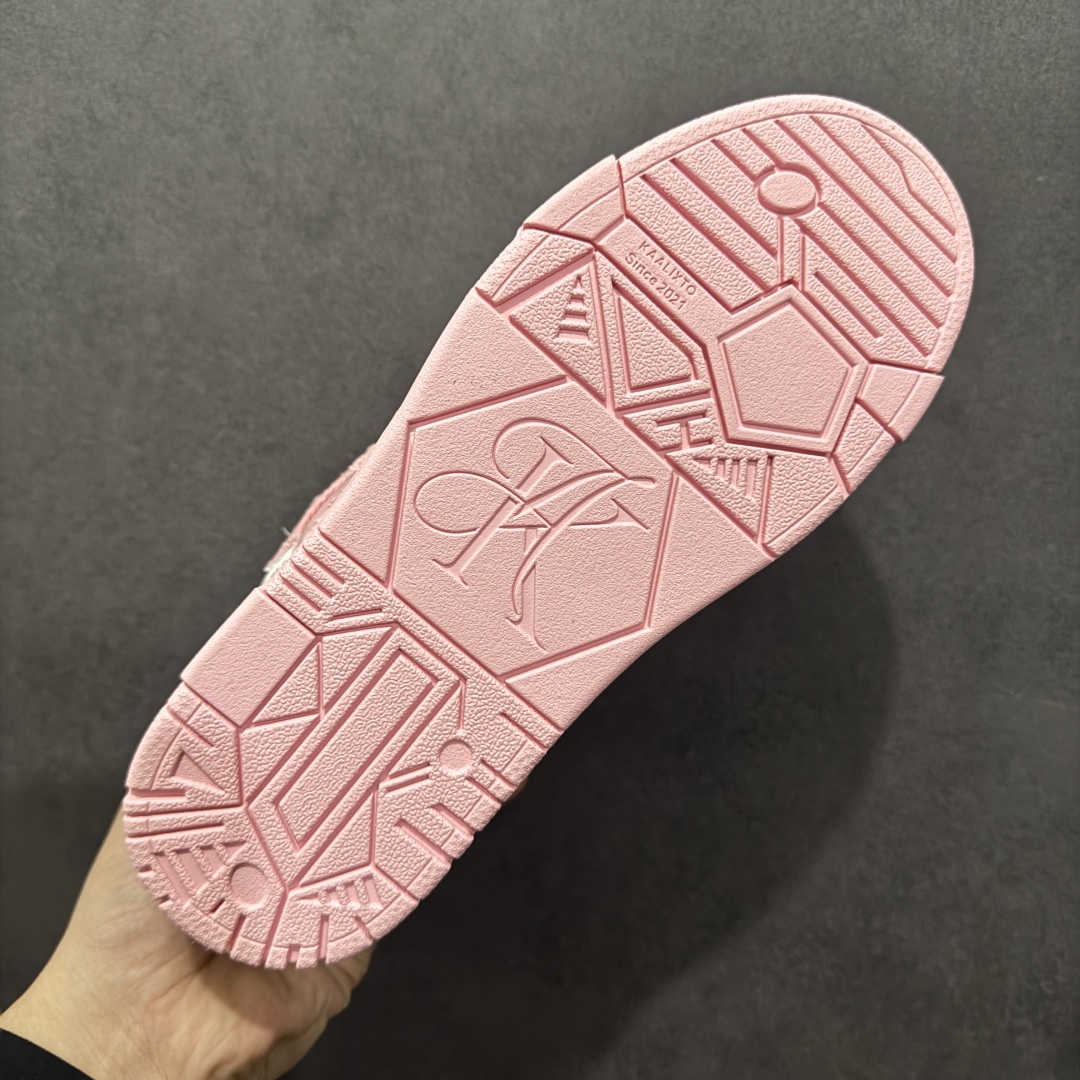 图片[9]-【福利特价】KAALIXTO Retro Vintage 星星潮流休闲防滑耐磨低帮板鞋 此款鞋使用牛仔作为主要的鞋面材质 结实耐磨 鞋舌设计特有印花皮牌作为搭配充分凸显牛仔的特性 整体鞋款采用牛仔面料随意角度拼接的呈现方法 打破消费者原有对鞋子的刻板印象 让人耳目一新 织麦标在彰品品牌属性的同时更具牛仔的代表性元素 并采用加厚内里 穿着舒适透气 鞋底做旧氧化 尺码：36 37 38 39 40 41 42 43 44 45-选品中心