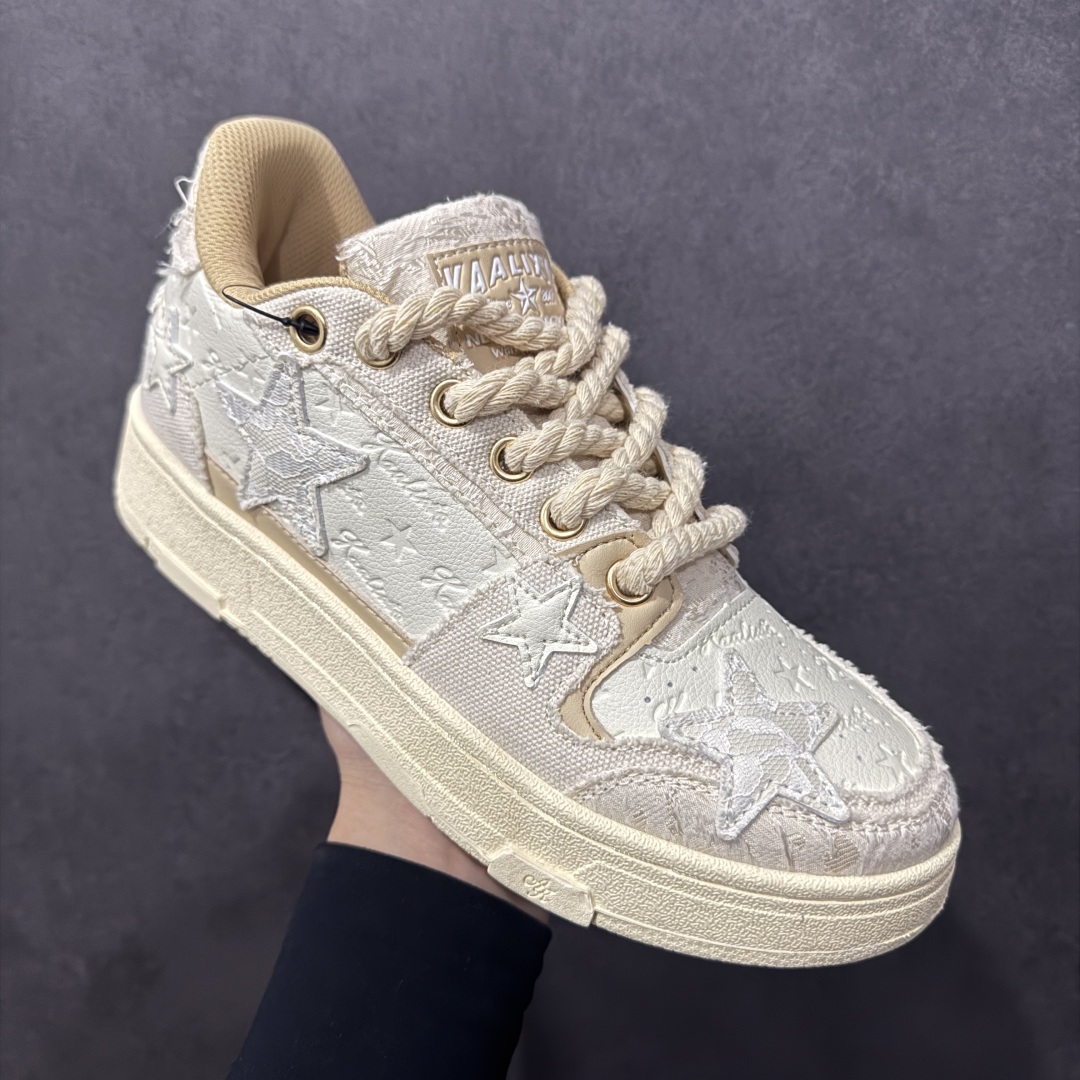 图片[3]-【福利特价】KAALIXTO Retro Vintage 星星潮流休闲防滑耐磨低帮板鞋 此款鞋使用牛仔作为主要的鞋面材质 结实耐磨 鞋舌设计特有印花皮牌作为搭配充分凸显牛仔的特性 整体鞋款采用牛仔面料随意角度拼接的呈现方法 打破消费者原有对鞋子的刻板印象 让人耳目一新 织麦标在彰品品牌属性的同时更具牛仔的代表性元素 并采用加厚内里 穿着舒适透气 鞋底做旧氧化 尺码：36 37 38 39 40 41 42 43 44 45-选品中心