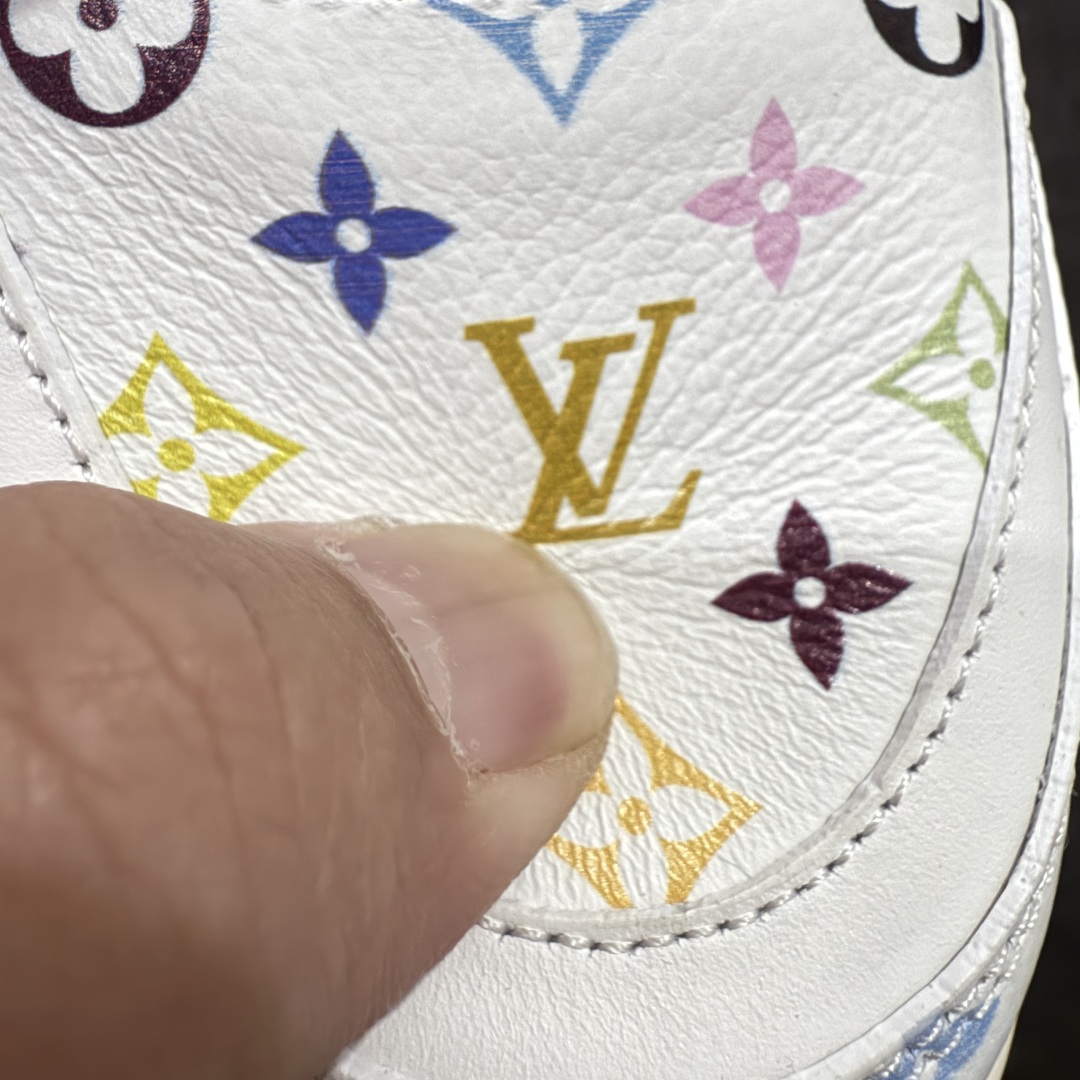 图片[6]-【HS纯原礼盒版】 LV Trainer系列高奢运动鞋 村上隆联名白色 新款芯片顶级 潮人必备单品 同步ZP官网空胶工艺 鞋舌、挂饰均镶嵌NFC芯片感应装置 正确胶片断点式设计 中底正确还原原版油印字母比例 1：1原楦格板、楦头、刀磨全新升级！ 独家订制顶级压纹麂皮 原版开模TPU大底 质感原版一致 垫脚聚米微料加透气英伦网布 披靡市场任何版本！细节完美呈现！ 代购指定版本 全新升级最新双盒包装 扫码秒进官网！ 全套包装配件同比原版 尺码： 39-45-选品中心