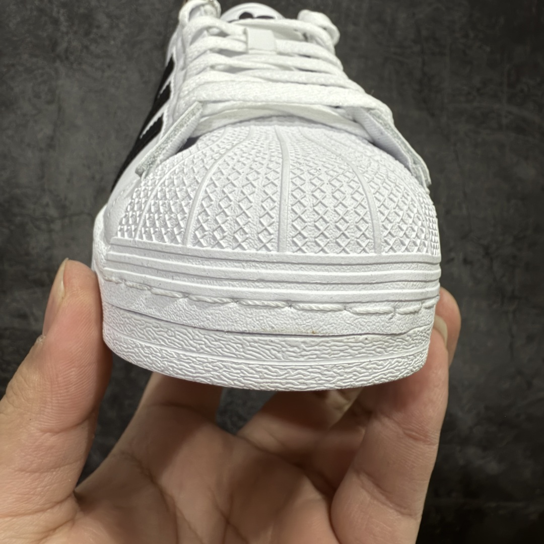 图片[6]-【纯原版】Adidas Originals Superstar 专柜同步配色 经典贝壳头系列 全配色原鞋开发 版型正确 原底原料 全鞋采用原厂SD皮料 重资打造 细节无敌 清洁度完美 诠释最高工艺 货号：IH8659 尺码：36 36.5 37 38 38.5 39 40 40.5 41 42 42.5 43 44 44.5 45-选品中心