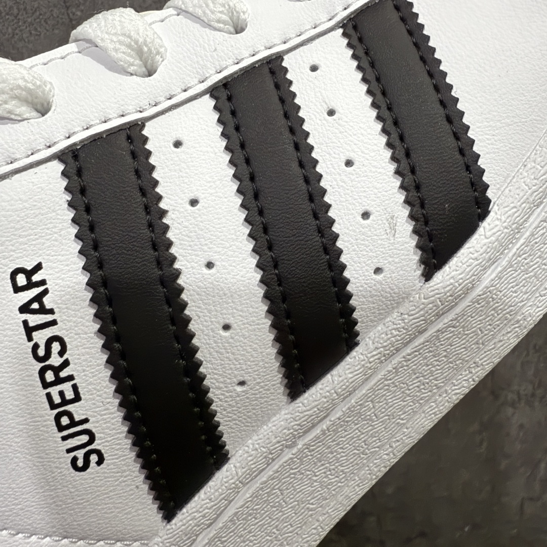 图片[4]-【纯原版】Adidas Originals Superstar 专柜同步配色 经典贝壳头系列 全配色原鞋开发 版型正确 原底原料 全鞋采用原厂SD皮料 重资打造 细节无敌 清洁度完美 诠释最高工艺 货号：IH8659 尺码：36 36.5 37 38 38.5 39 40 40.5 41 42 42.5 43 44 44.5 45-选品中心