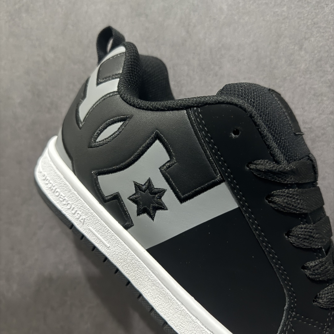 图片[6]-【公司级】街头装品牌 DCSHOECOUSA时尚鞋子男女鞋休闲板鞋低帮圆头百搭 琉凤大底耐磨滑板鞋皮质运动舒适BMX板鞋DC 鞋型经典百搭，低帮系带设计，皮革鞋面，装饰品牌字母LOGO，橡胶鞋底，防滑耐磨轻便，脚感舒适，时髦百搭。 DC/DCShoes就是DCSHOECOUSA，DC Shoes是美国滑板品牌，是很潮的运动品牌。此次 DCSHOES 续写 CBGB 的传奇故事，从 CBGB 中汲取创意灵感融入到产品设计之中，采用具有浓厚街头文化气息的特殊图案传递品牌理念，备受街头爱好者及潮流青年的青睐，品牌粉丝遍布全球。随着极限运动热潮在中国愈演愈烈，如今 DCSHOES 正式重回中国市场，致力为中国的极限运动与街头文化赋予全新生命力。 尺码：36-45-选品中心