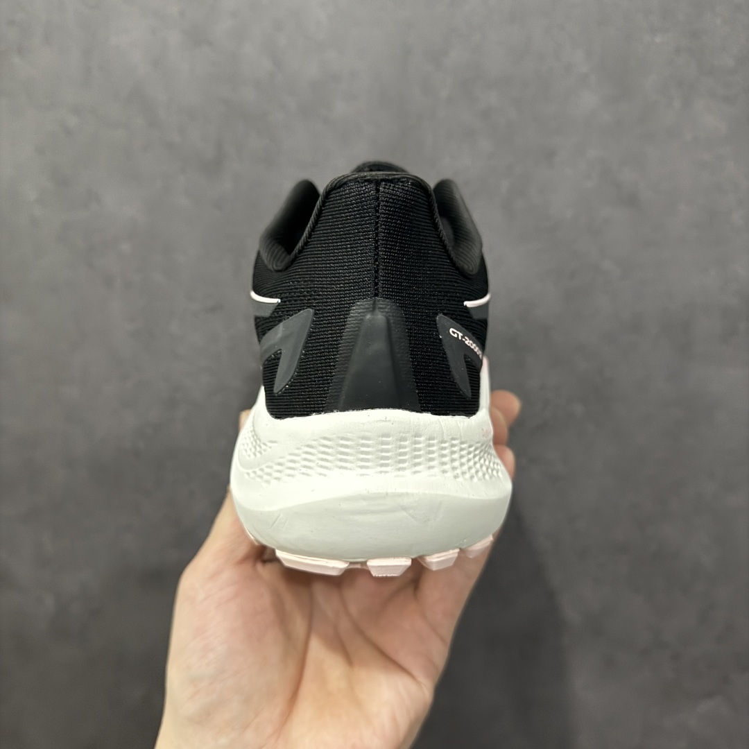 图片[4]-【公司级】Asics GT-1000 13代 亚瑟士复古透气休闲鞋缓震男子耐磨跑步鞋 夏季新款训练鞋 缓震舒适 透气防滑耐磨 休闲百搭 采用网眼鞋面，提供良好的透气性，flytefoam中底材料，轻量和缓震并举；后跟PureGel材质，持续提供缓冲足感，让整体外观更加简洁流畅  尺码：36-40-选品中心