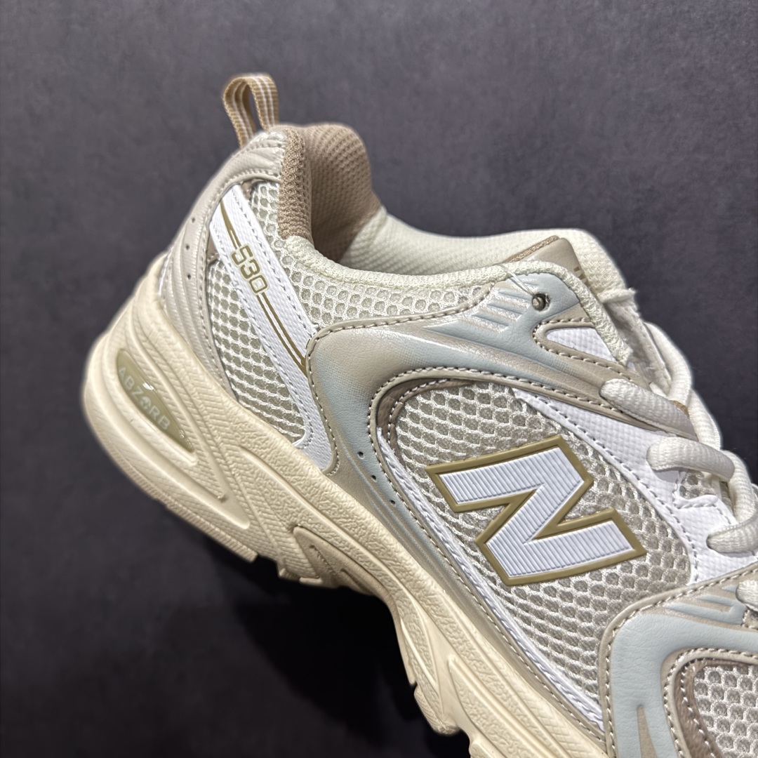 图片[6]-【纯原性价比】New Balance 530 NB530 男女休闲慢跑鞋 MR530AA 大厂出品 所有配色都是原鞋开发 超正版型 超高清洁度和品质 价格更具性价比 实体代购专用订单 配套商长期套现长期补货 全新货品 正常出厂触屏不到的单价 超级跑量款 全套原楦原纸板原厂数据开发 进口三明治网面 原装进口翻毛皮料正确绒感卡色 正确中底拉帮中底网布细节 采用轻质牛剖革拼接透气网眼衬垫织物鞋面材质 T-Beam大底提供足步弓支撑 保持步态稳定 后跟搭载外露缓震胶 鞋身整体以各种深浅不一的灰色覆盖 鞋头以淡蓝色调装饰 网眼衬垫通过不规律的色块实现做旧的美感 泛黄的鞋底更是进一步增添了复古气息 尺码：36 37 37.5 38 38.5 39.5 40 40.5 41.5 42 42.5 43 44 44.5 45-选品中心