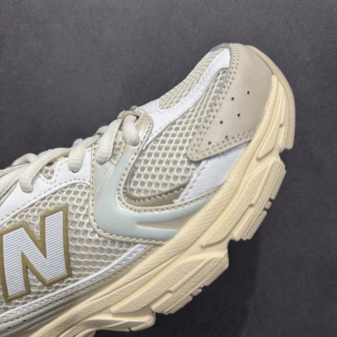 图片[5]-【纯原性价比】New Balance 530 NB530 男女休闲慢跑鞋 MR530AA 大厂出品 所有配色都是原鞋开发 超正版型 超高清洁度和品质 价格更具性价比 实体代购专用订单 配套商长期套现长期补货 全新货品 正常出厂触屏不到的单价 超级跑量款 全套原楦原纸板原厂数据开发 进口三明治网面 原装进口翻毛皮料正确绒感卡色 正确中底拉帮中底网布细节 采用轻质牛剖革拼接透气网眼衬垫织物鞋面材质 T-Beam大底提供足步弓支撑 保持步态稳定 后跟搭载外露缓震胶 鞋身整体以各种深浅不一的灰色覆盖 鞋头以淡蓝色调装饰 网眼衬垫通过不规律的色块实现做旧的美感 泛黄的鞋底更是进一步增添了复古气息 尺码：36 37 37.5 38 38.5 39.5 40 40.5 41.5 42 42.5 43 44 44.5 45-选品中心