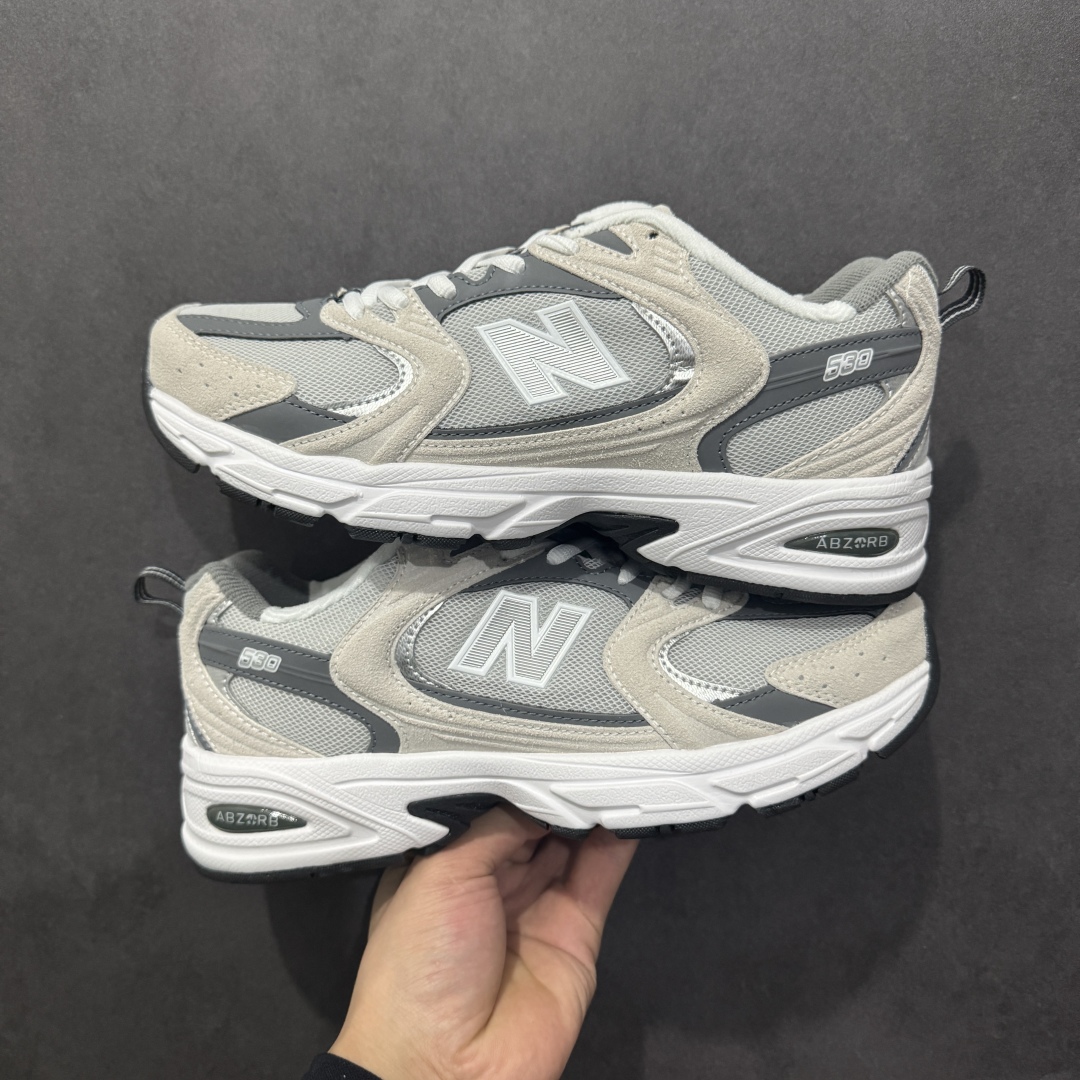 图片[16]-【纯原性价比】New Balance 530 NB530 男女休闲慢跑鞋 MR530FW1 大厂出品 所有配色都是原鞋开发 超正版型 超高清洁度和品质 价格更具性价比 实体代购专用订单 配套商长期套现长期补货 全新货品 正常出厂触屏不到的单价 超级跑量款 全套原楦原纸板原厂数据开发 进口三明治网面 原装进口翻毛皮料正确绒感卡色 正确中底拉帮中底网布细节 采用轻质牛剖革拼接透气网眼衬垫织物鞋面材质 T-Beam大底提供足步弓支撑 保持步态稳定 后跟搭载外露缓震胶 鞋身整体以各种深浅不一的灰色覆盖 鞋头以淡蓝色调装饰 网眼衬垫通过不规律的色块实现做旧的美感 泛黄的鞋底更是进一步增添了复古气息 尺码：36 37 37.5 38 38.5 39.5 40 40.5 41.5 42 42.5 43 44 44.5 45-选品中心