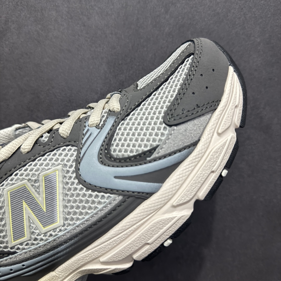 图片[5]-【纯原性价比】New Balance 530 NB530 男女休闲慢跑鞋 MR530TG 大厂出品 所有配色都是原鞋开发 超正版型 超高清洁度和品质 价格更具性价比 实体代购专用订单 配套商长期套现长期补货 全新货品 正常出厂触屏不到的单价 超级跑量款 全套原楦原纸板原厂数据开发 进口三明治网面 原装进口翻毛皮料正确绒感卡色 正确中底拉帮中底网布细节 采用轻质牛剖革拼接透气网眼衬垫织物鞋面材质 T-Beam大底提供足步弓支撑 保持步态稳定 后跟搭载外露缓震胶 鞋身整体以各种深浅不一的灰色覆盖 鞋头以淡蓝色调装饰 网眼衬垫通过不规律的色块实现做旧的美感 泛黄的鞋底更是进一步增添了复古气息 尺码：36 37 37.5 38 38.5 39.5 40 40.5 41.5 42 42.5 43 44 44.5 45-选品中心