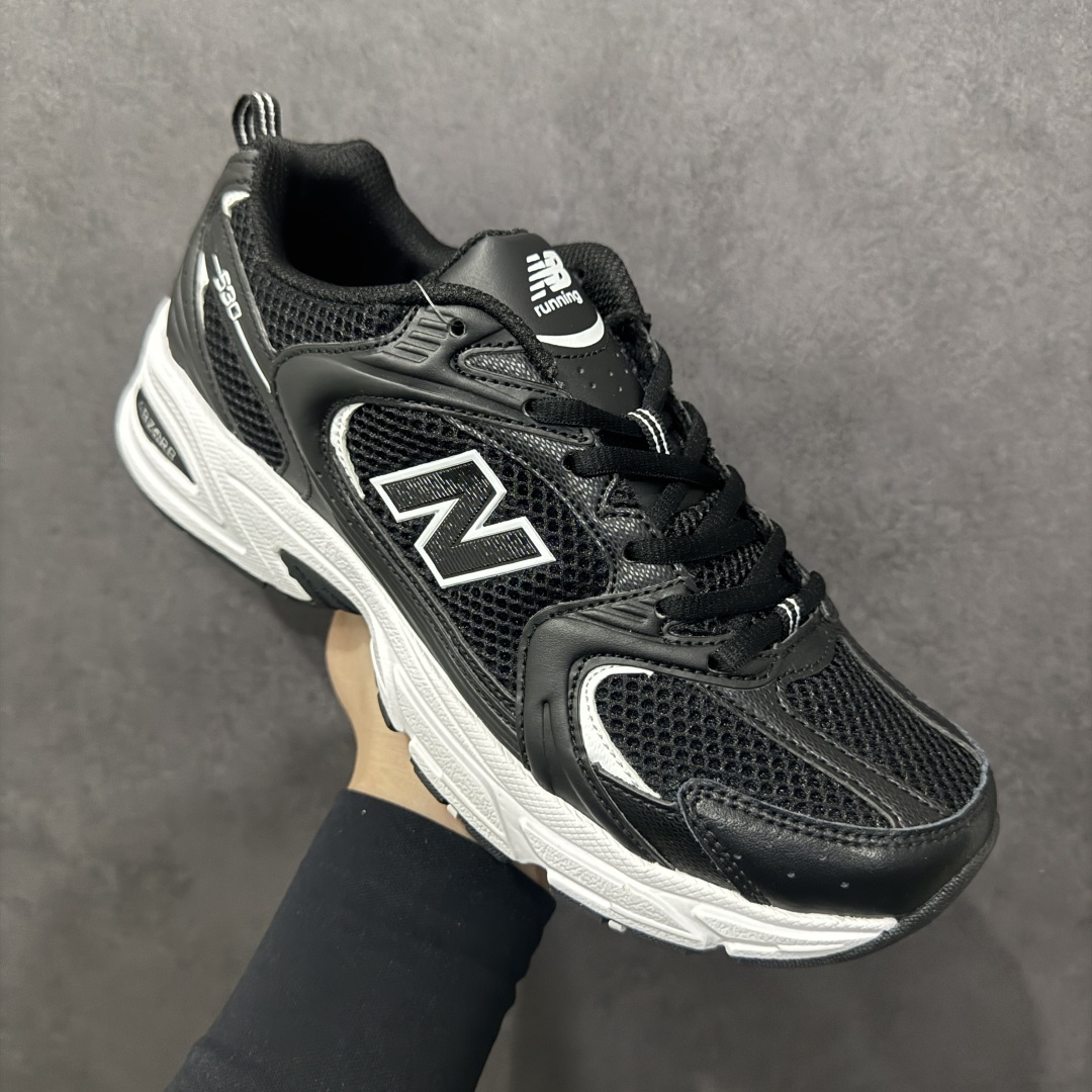 图片[3]-【纯原性价比】New Balance 530 NB530 男女休闲慢跑鞋 MR530SD 大厂出品 所有配色都是原鞋开发 超正版型 超高清洁度和品质 价格更具性价比 实体代购专用订单 配套商长期套现长期补货 全新货品 正常出厂触屏不到的单价 超级跑量款 全套原楦原纸板原厂数据开发 进口三明治网面 原装进口翻毛皮料正确绒感卡色 正确中底拉帮中底网布细节 采用轻质牛剖革拼接透气网眼衬垫织物鞋面材质 T-Beam大底提供足步弓支撑 保持步态稳定 后跟搭载外露缓震胶 鞋身整体以各种深浅不一的灰色覆盖 鞋头以淡蓝色调装饰 网眼衬垫通过不规律的色块实现做旧的美感 泛黄的鞋底更是进一步增添了复古气息 尺码：36 37 37.5 38 38.5 39.5 40 40.5 41.5 42 42.5 43 44 44.5 45-选品中心